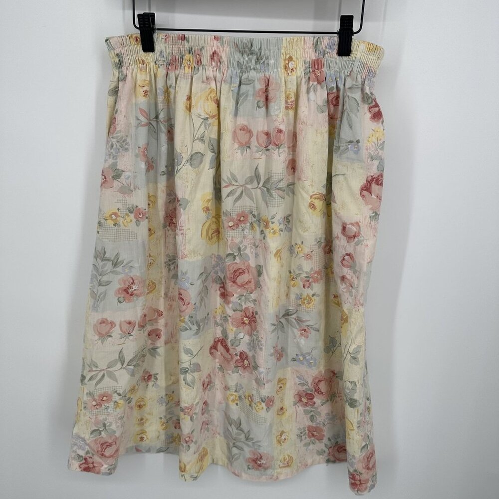 The Villager Vintage floral print skirt Elastic Waist size Medium